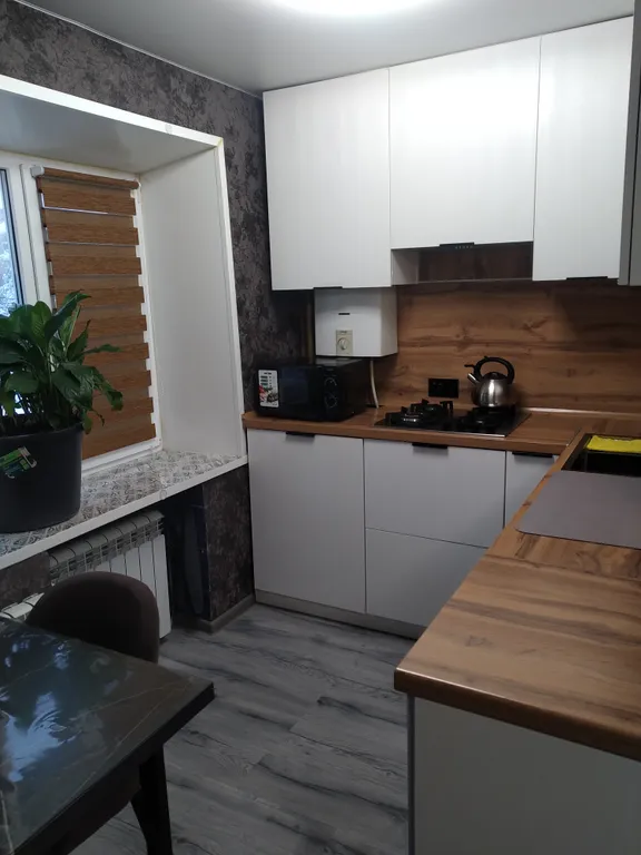 Уютная квартира в центре поселка