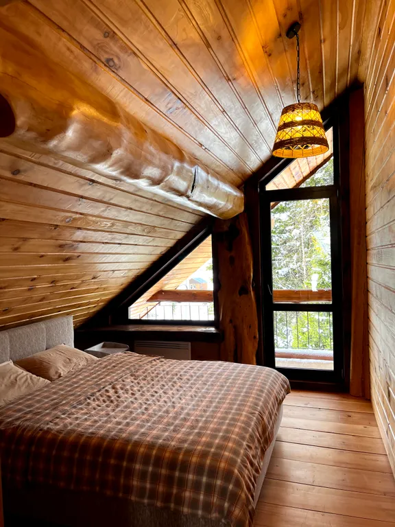 Шикарный дом из бревна