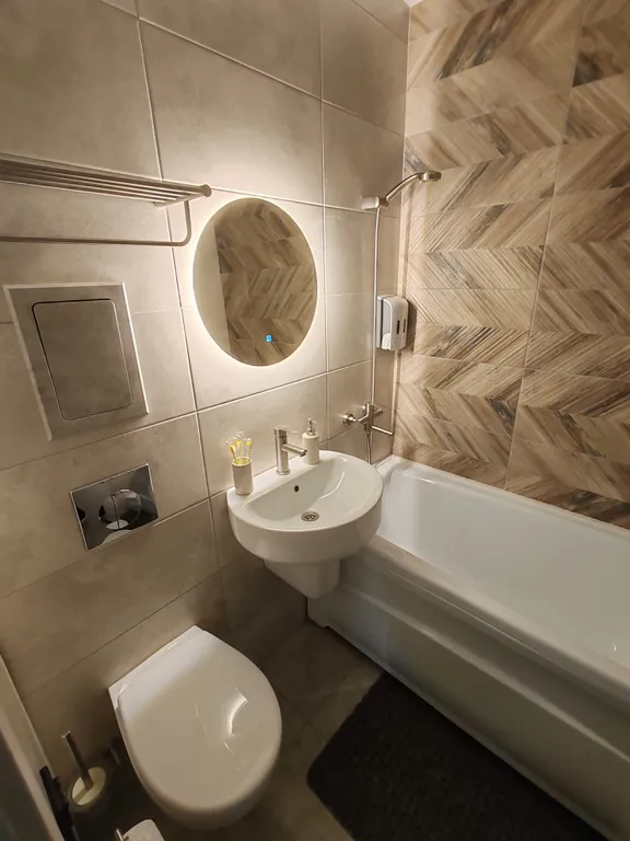 Уютная квартира-студия с дизайнерским ремонтом — аренда посуточно в Богородицк