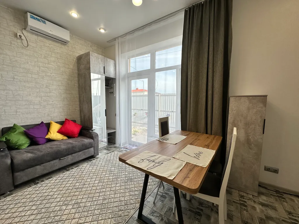 Коттедж Часть дома со своим двориком и мангальной зоной в 5 минутах до моря — Севастополь