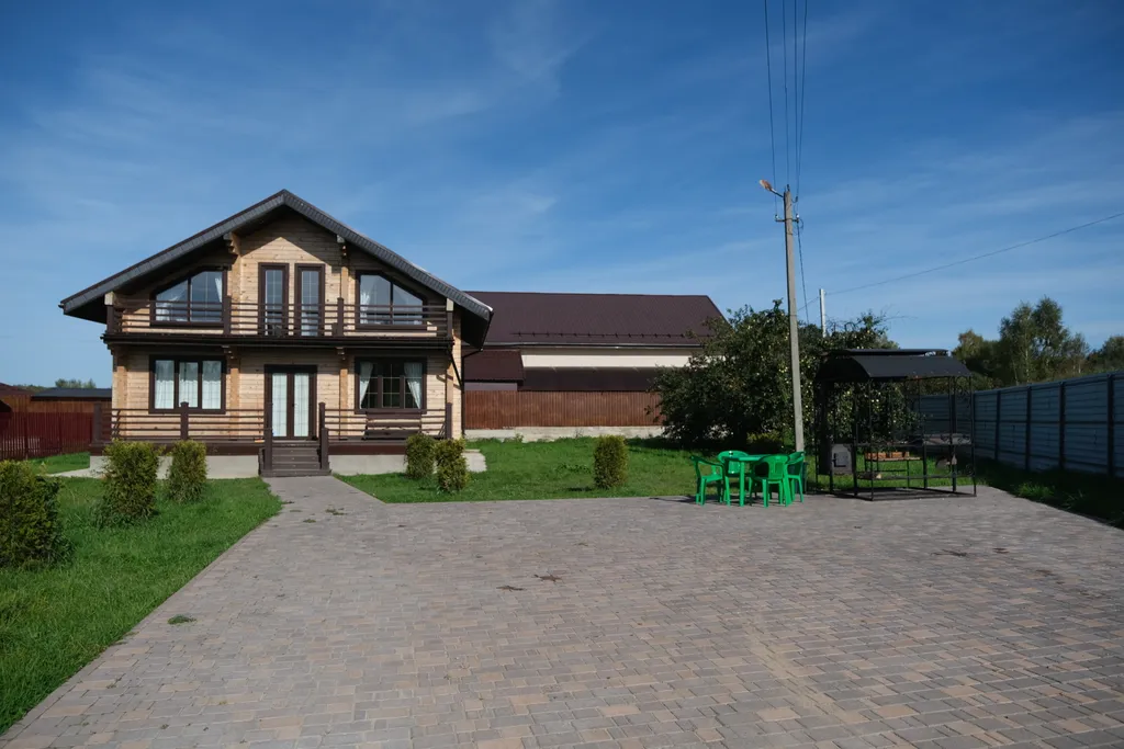 Коттедж Роскошный деревянный дом — аренда посуточно в Калязин