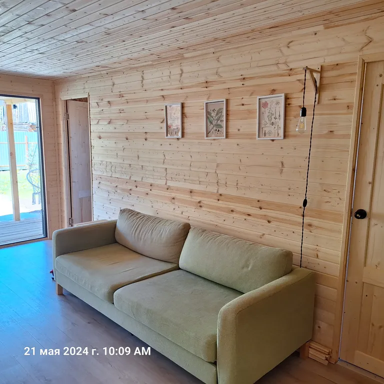 Уютный дом в черте города