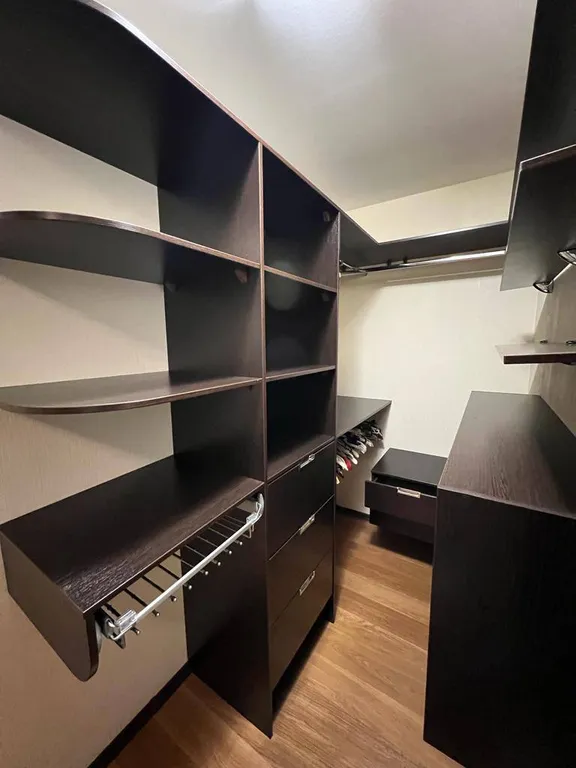 4-комнатная квартира у озера