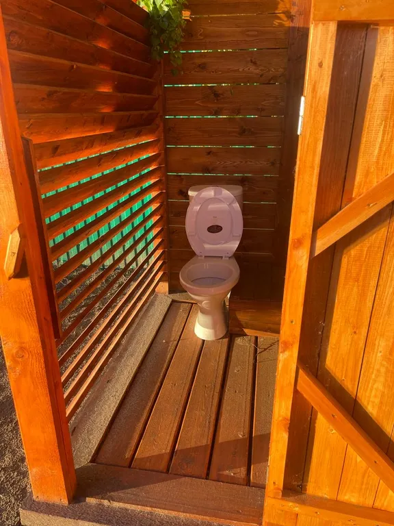 Домик у озера