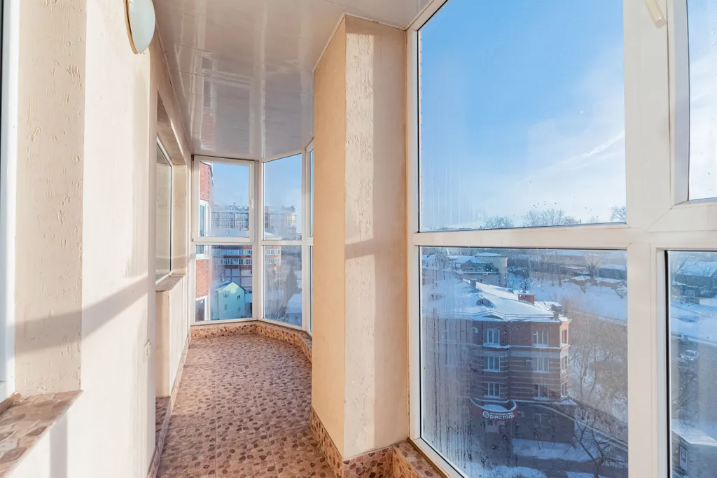 Просторная студия у площади Ново-Соборной