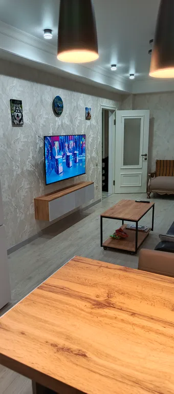 Уютная квартира недалеко от моря с видом на город