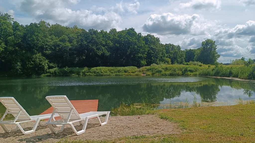 Дом на берегу озера