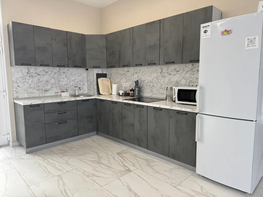 Дом с бассейном