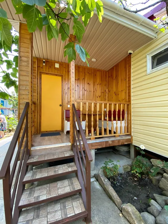 Уютный домик в центре Вардане