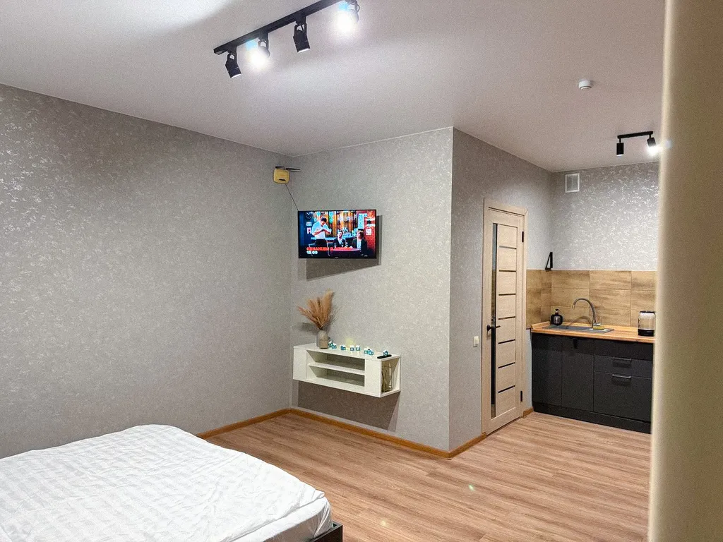 Квартира с личной верандой и парковкой