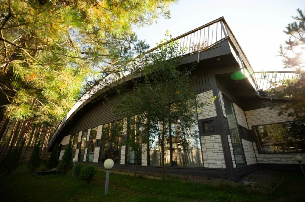 Дизайнерский коттедж с садом на крыше — аренда посуточно в Сертолово