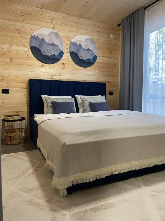 Коттедж Просторный двухэтажный коттедж — Архыз