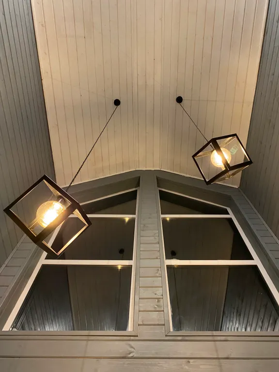 Дом с баней и Сибирским чаном у леса и озера