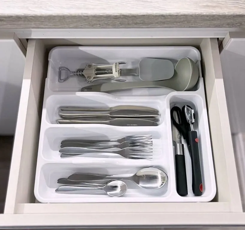 Новая квартира евродвушка территориально расположена в Пскове