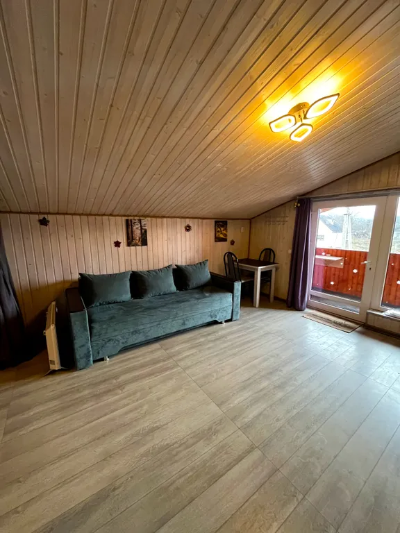 Уютный номер с видом на горы