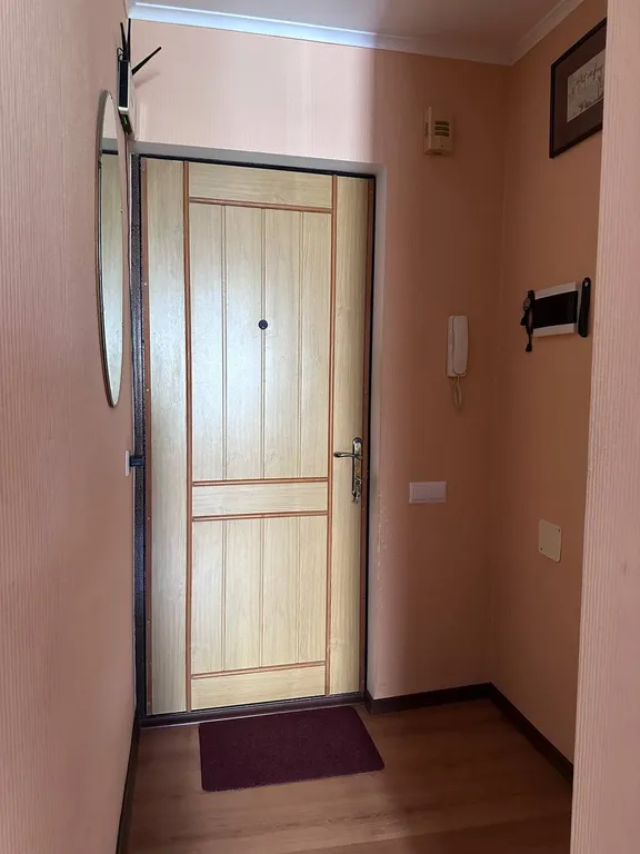 Двухкомнатная квартира с залом и видом на горы