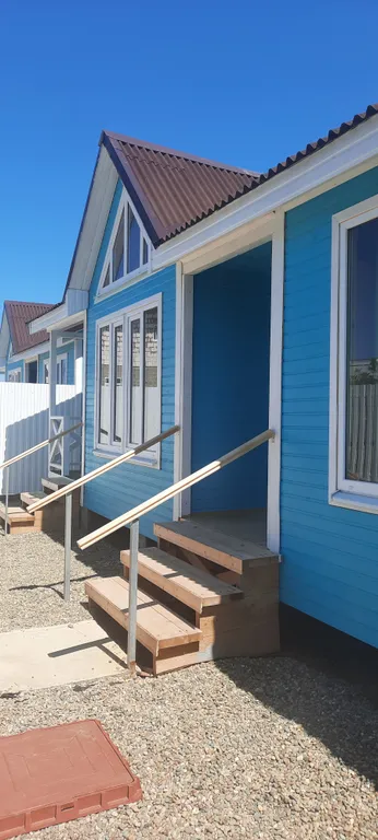 Коттедж Дом со своим отдельным двором — Кучугуры