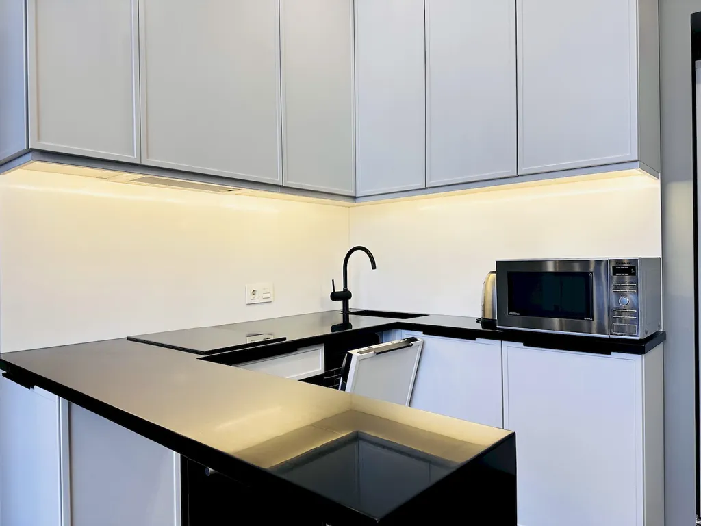 Люкс с террасой на 14 этаже!  До пляжа и набережной 5 минут! Центр