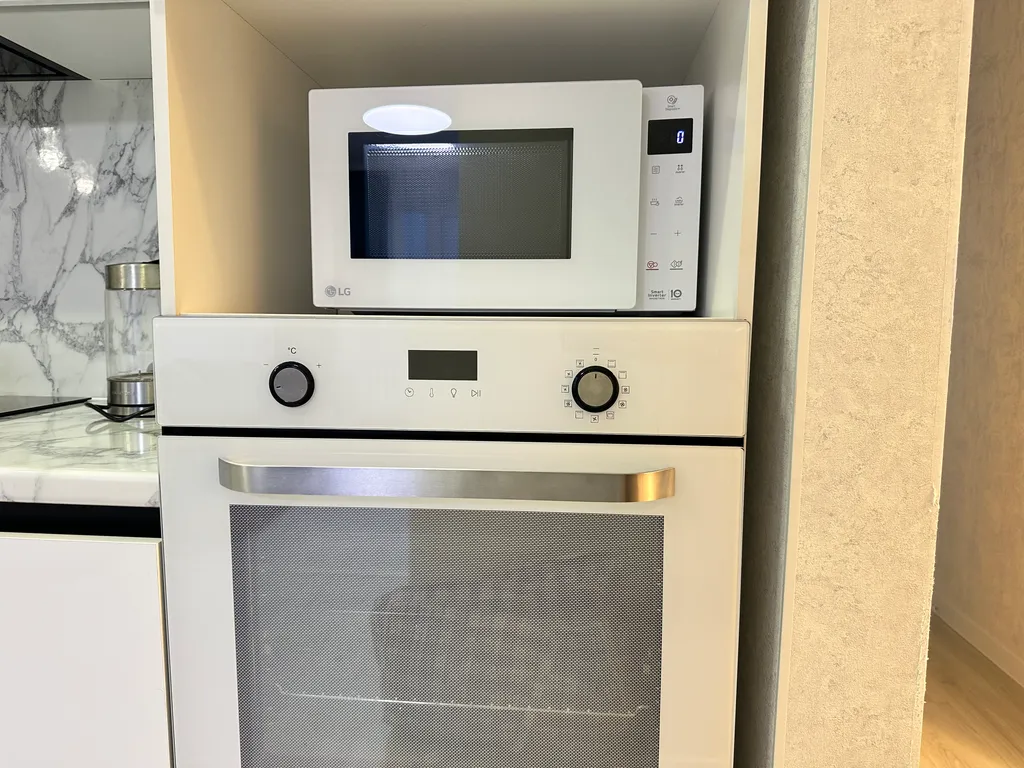 Евро-трешка на автостанции