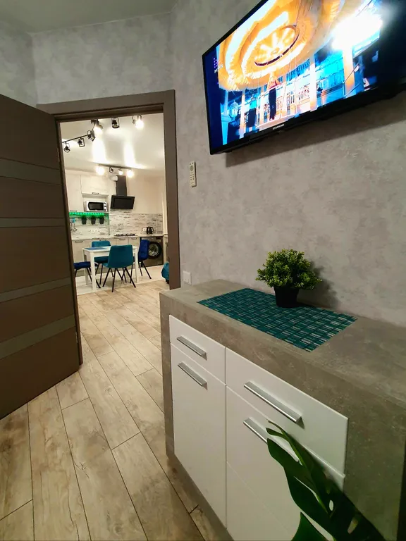 Шикарный 2-комнатный апартамент Loft Studio возле ТЦ Волгомолл