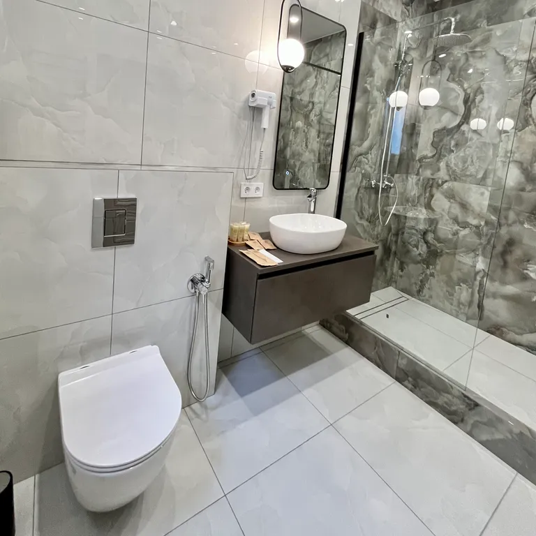 Коттедж с бассейном и баней