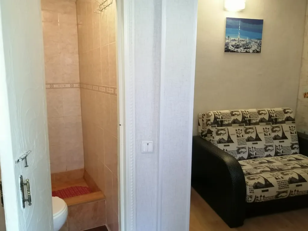 Уютная квартира в трёх минутах ходьбы до Массандровского пляжа