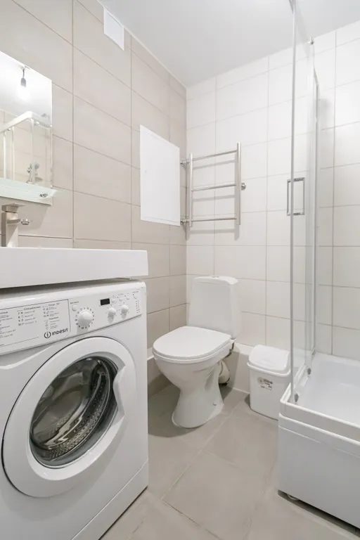 Уютная студия с проектором