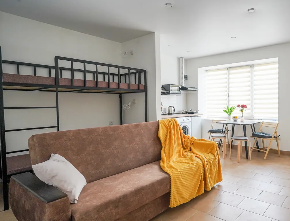 Стильная новая студия для 6 гостей