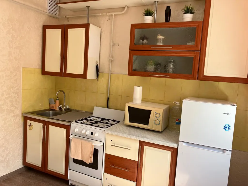 Благоустроенная квартира в тихом районе.