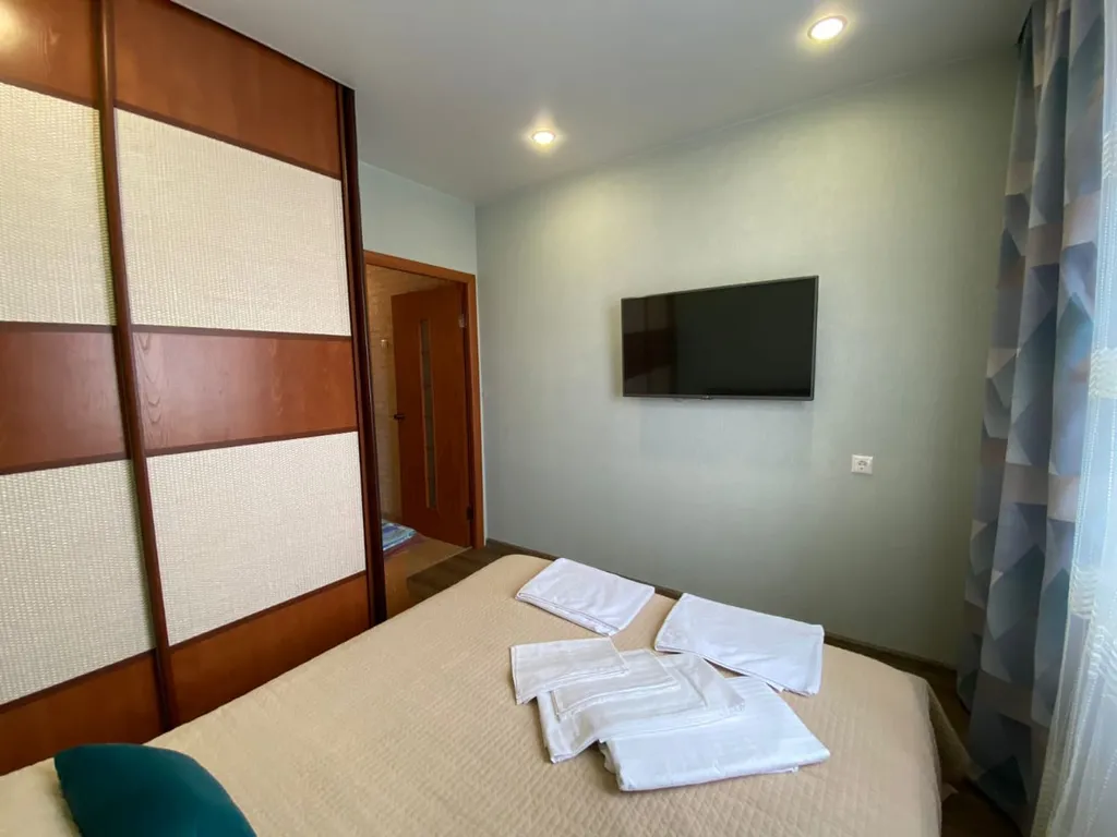 Квартира Квартира 2комн возле ТРЦ "Планета" — Красноярск