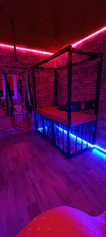 Студия с Красной комнатой - БДСМ