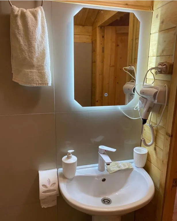 Коттедж Уютный коттедж у моря — Сухум