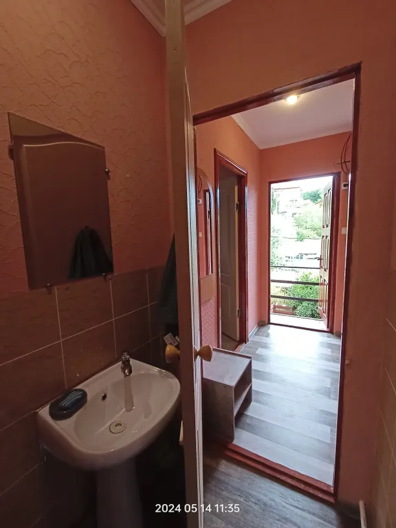 Уютный домик около моря