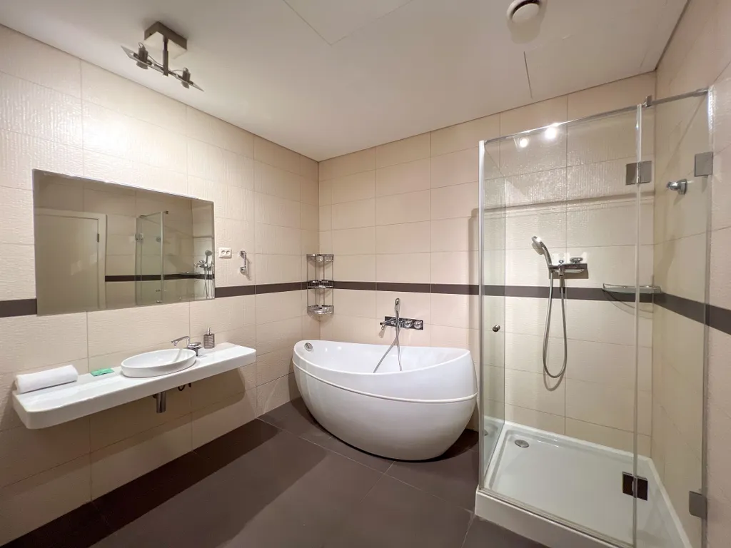 Угловые 3-комнатные апартаменты в Москва сити на 52 этаже