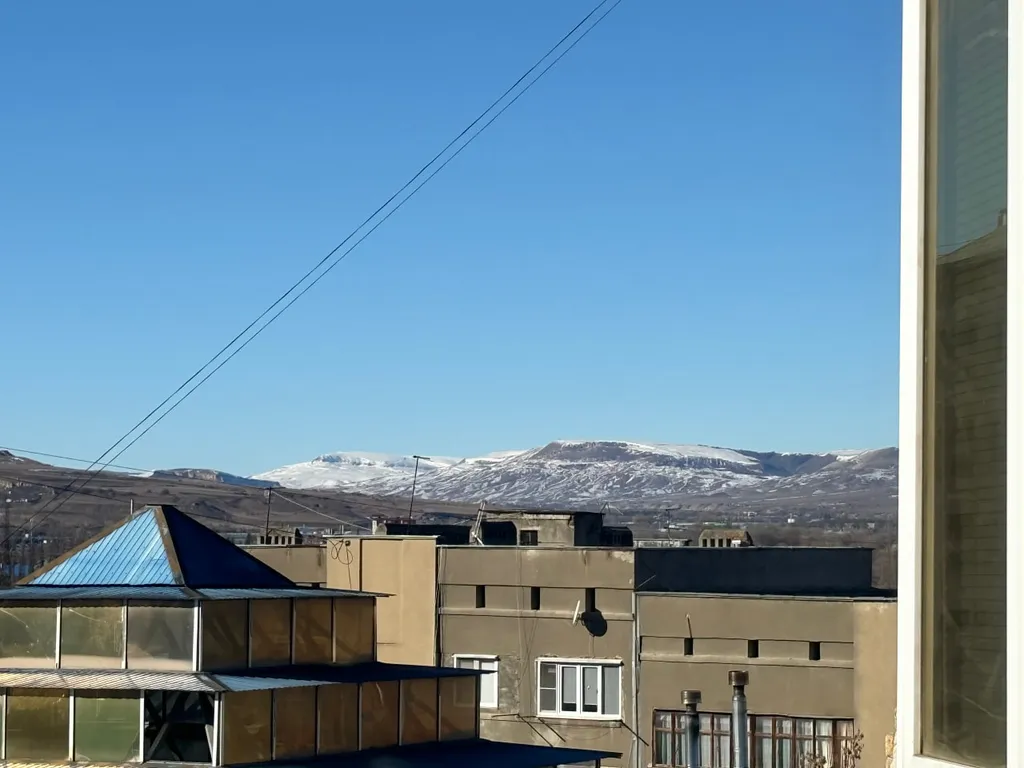 Квартира с видом на горы