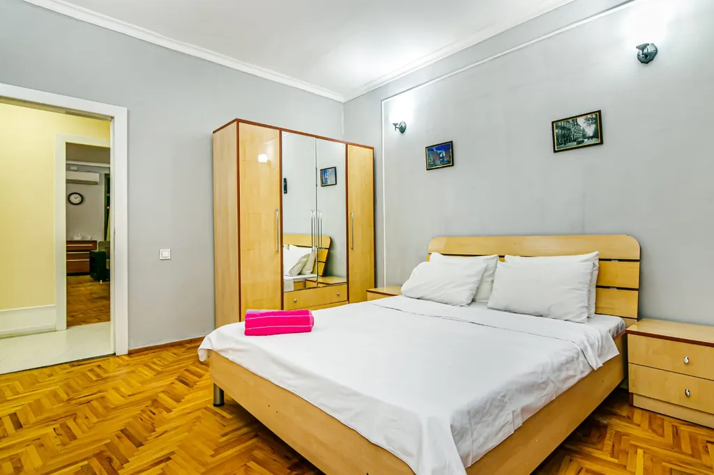 Turquoi̇se apartment