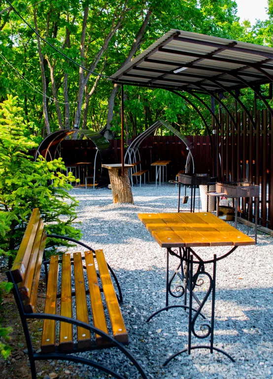 Четырёхместный номер с террасой, первая линия от моря, номер семейный