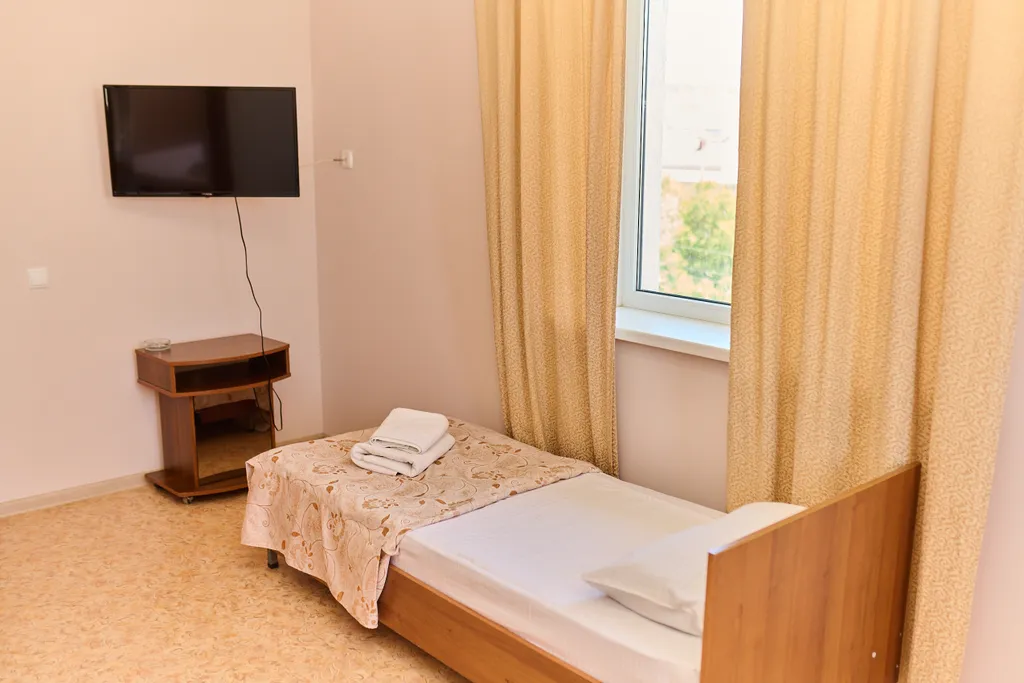 Квартира Квартира Двухкомнатный семейный люкс с балконом — Судак