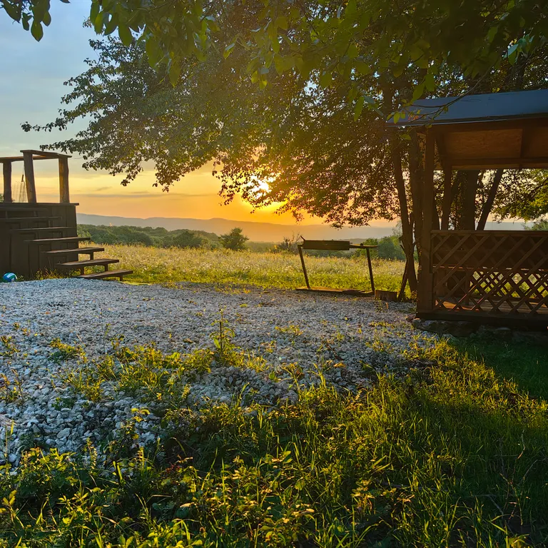 Коттедж Отдых от городской суеты в Адыгеи, домик в лесу А-фрейм — Веселый