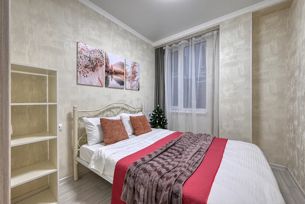 Евро 2-комнатная у Казино и Ред Арены 01