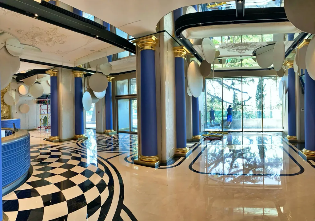 Студия с дизайнерским ремонтом в парковой зоне с террасой