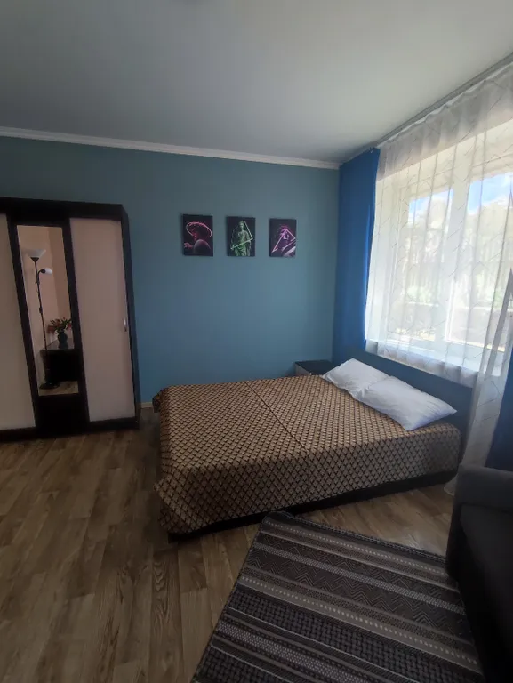 Квартира С удобствами, отдельным входом и террасой — аренда посуточно в Волконка