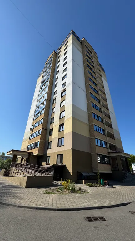 Классная квартира в центре с видом на набережную