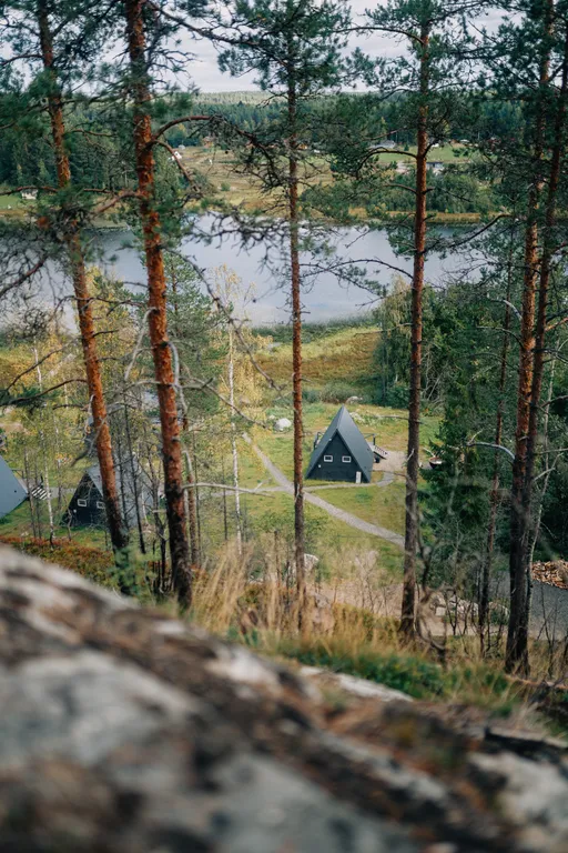 Дом с видом на озеро рядом с Ладожскими шхерами