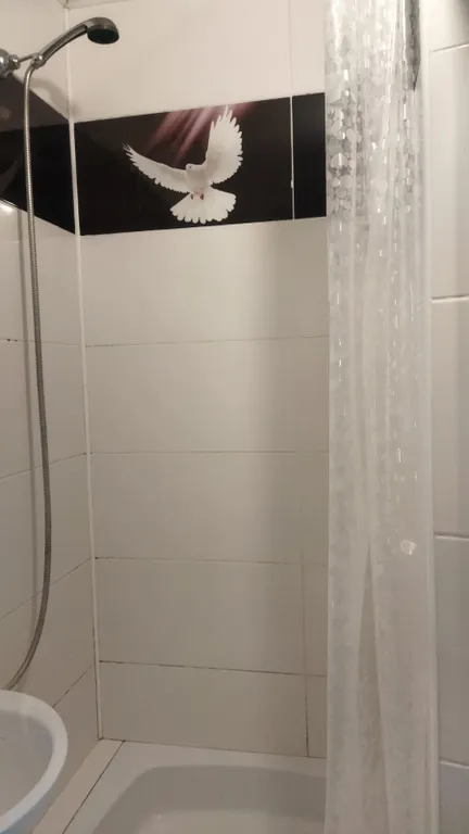 Дом с уютным двориком в тихом районе