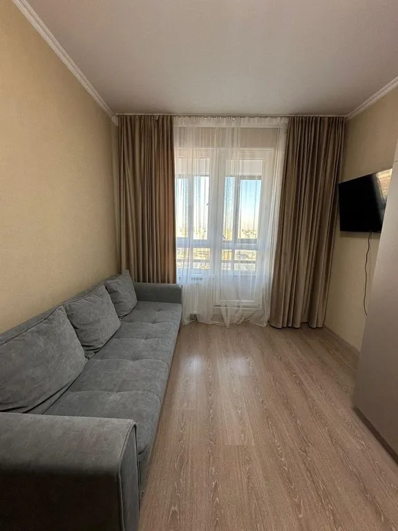 Евродвушка  в центре левого берега