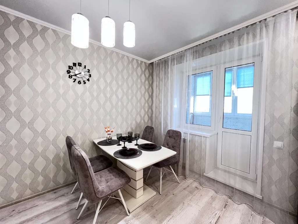 Двухкомнатная ЦЕНТР новый дом