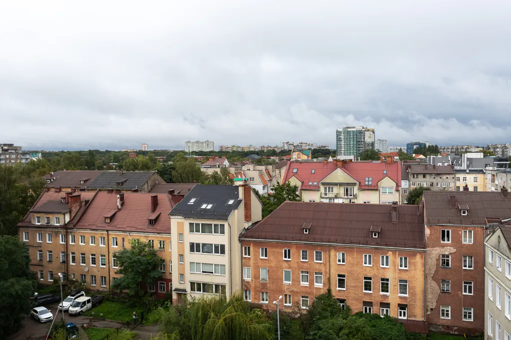 Уютная квартира с двумя балконами в центре рядом с Островом Канта