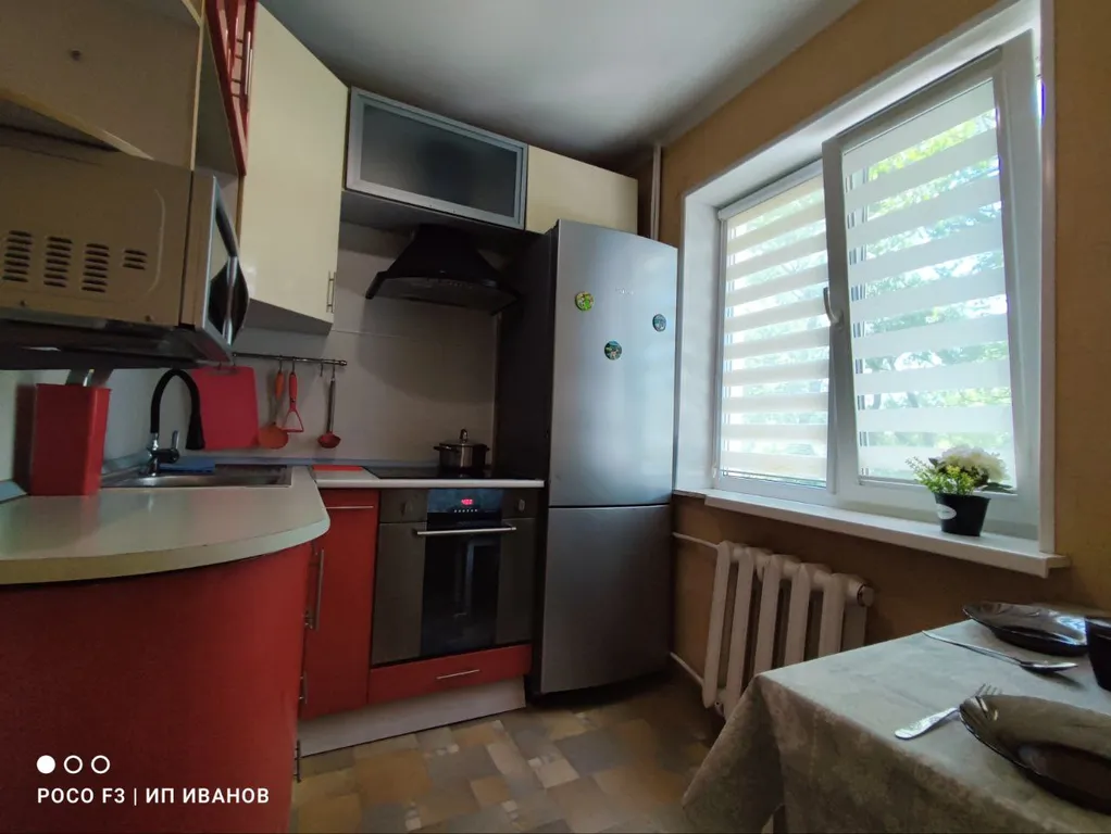 Уютная чистая квартира на 2-м этаже в р-не ДК Звезда