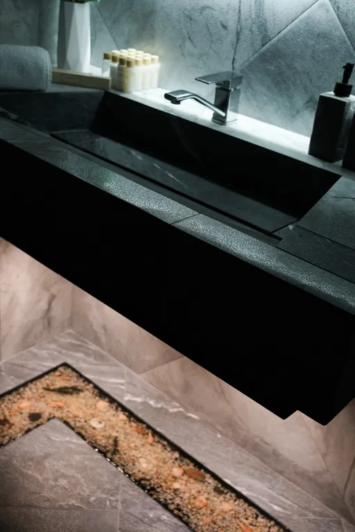 Студия Sea с балконом и боковым видом на море